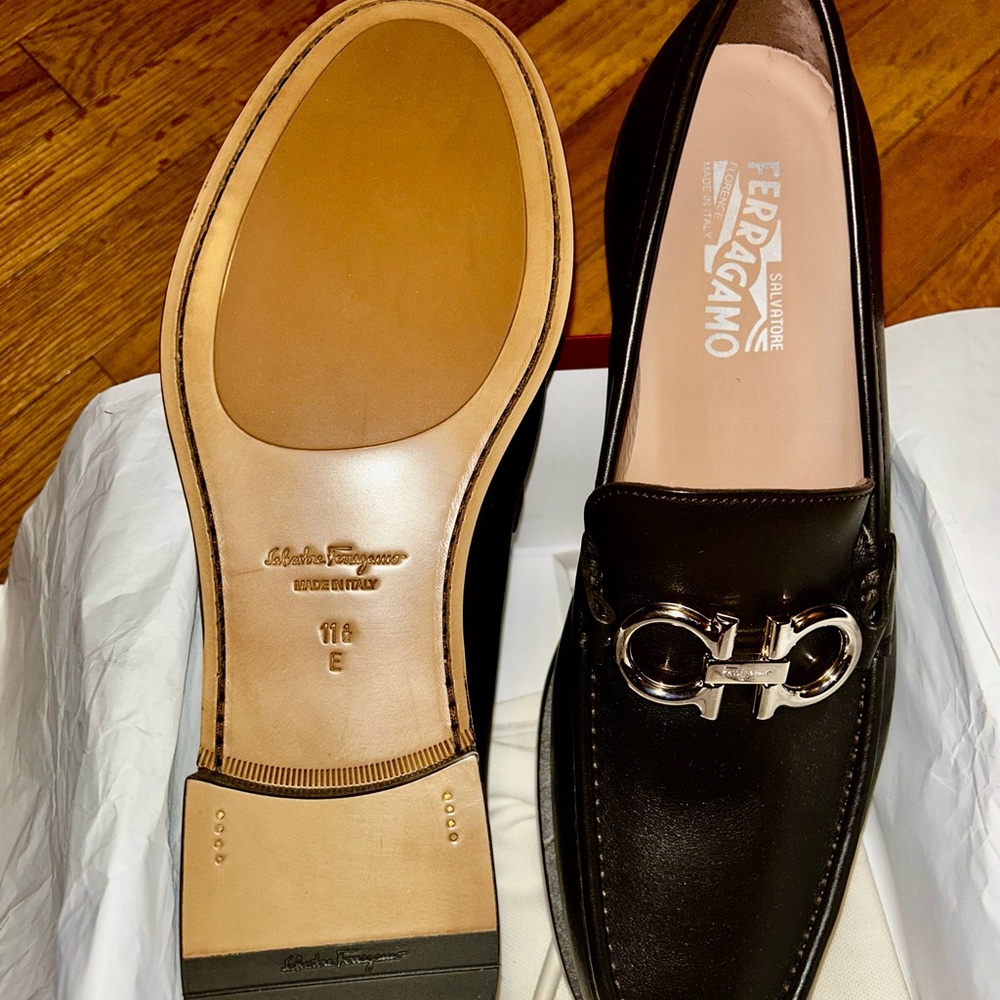Salvatore Ferragamo Men's Black Loafers